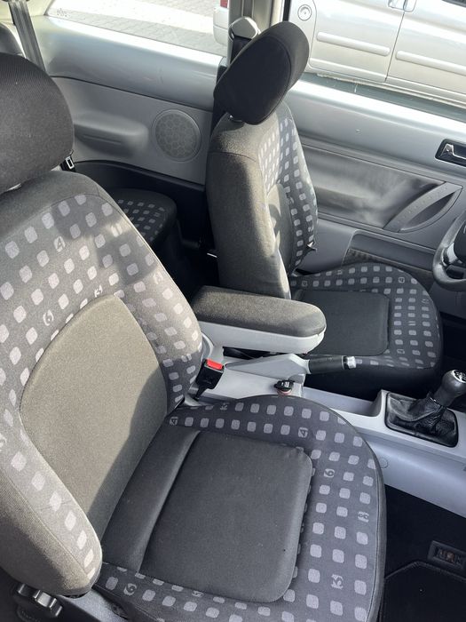 Volkwagen new beetle