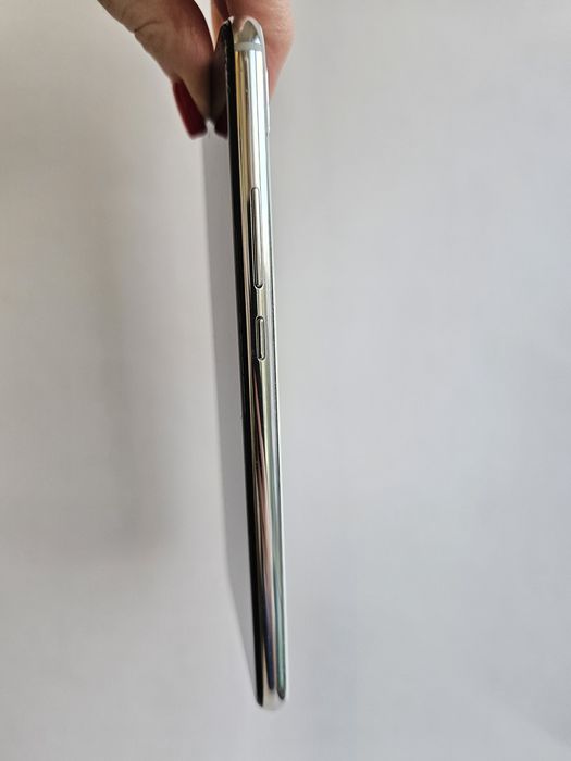 Смартфон Huawei P20 Lite 4/64gb