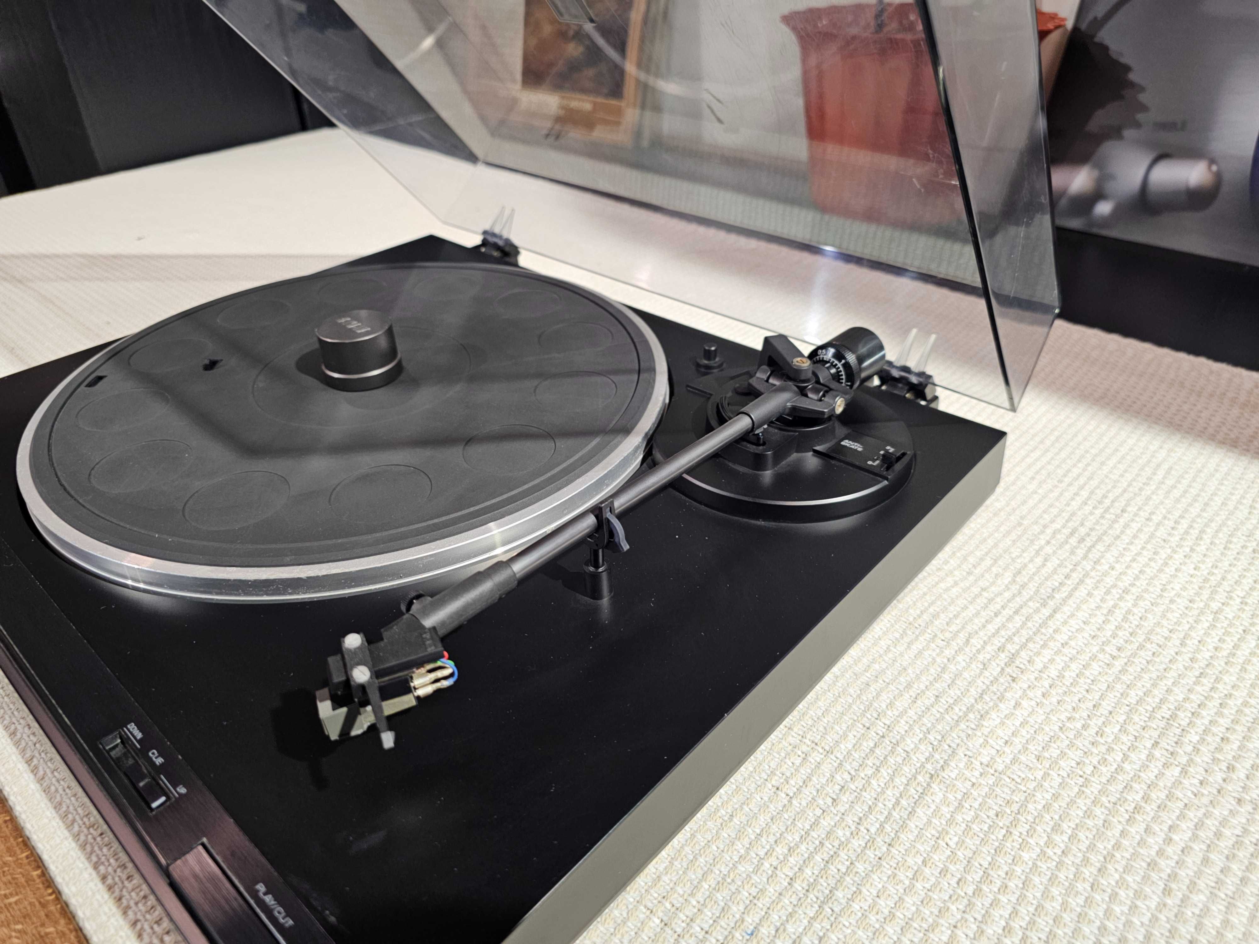 Програвач Yamaha TT-500 Fully Automatic Direct-Drive