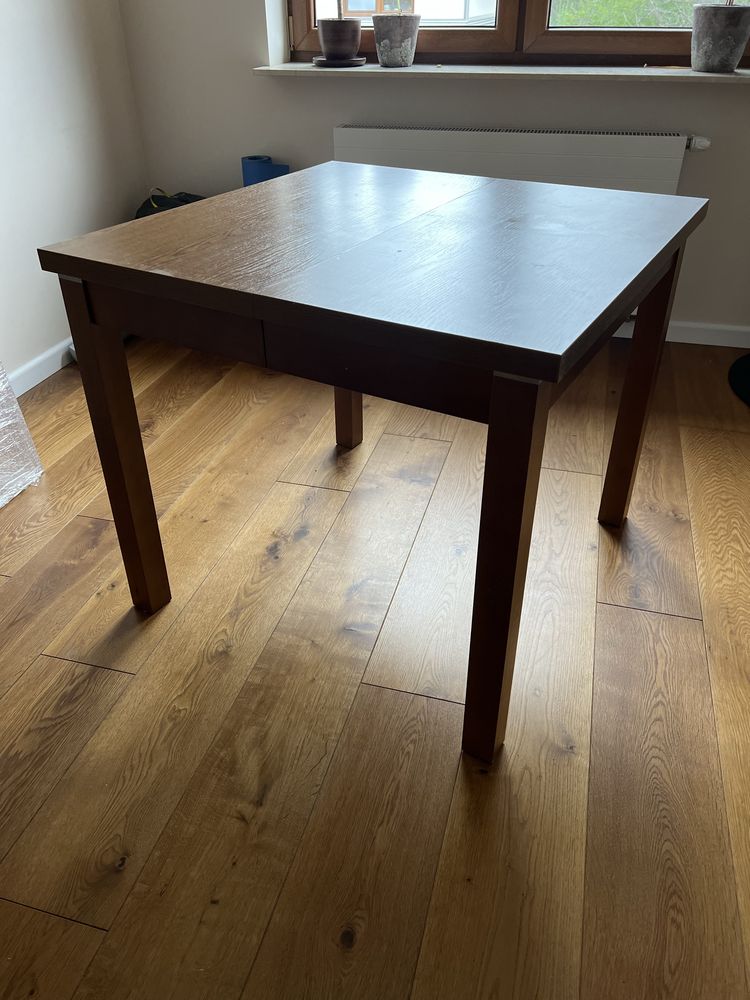 Stół rozkladany 90x90, rozkladany do 1.60 i 1.80