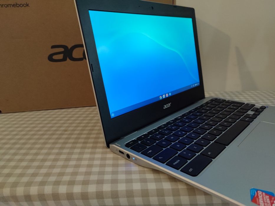 Acer aspire 311  portátil android