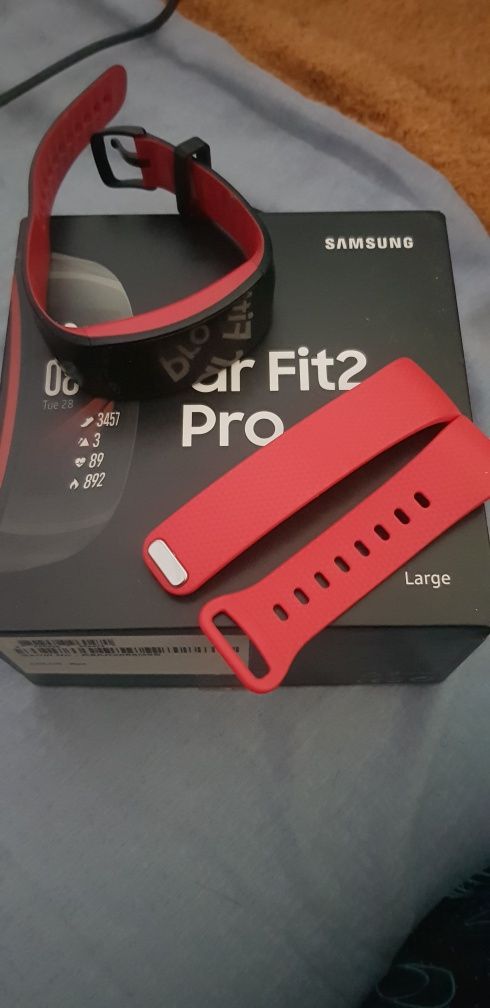 Gear Fit2 Pro usado