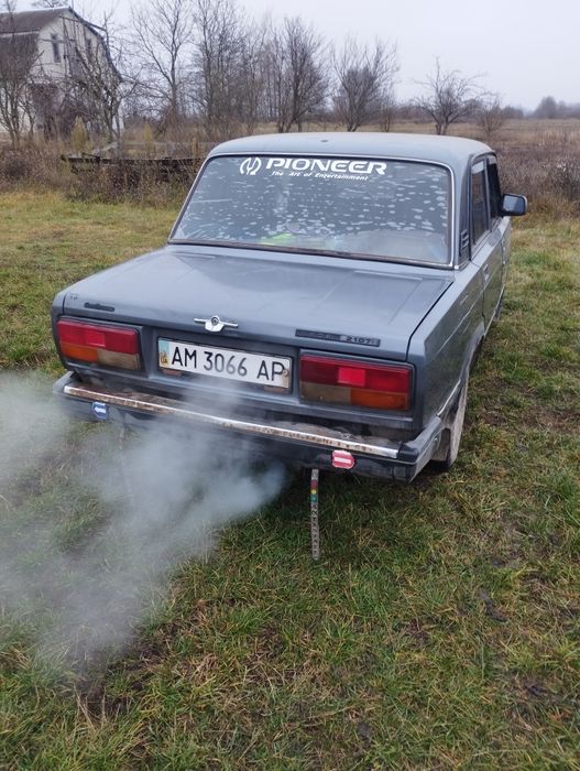 Продається автомобіль, перший власник.