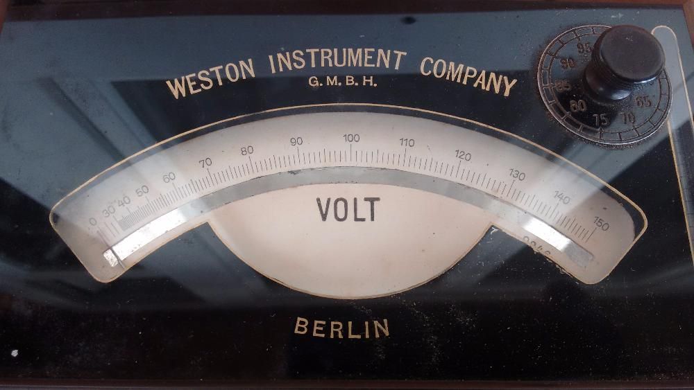 Вольтметр Weston Instrument Company