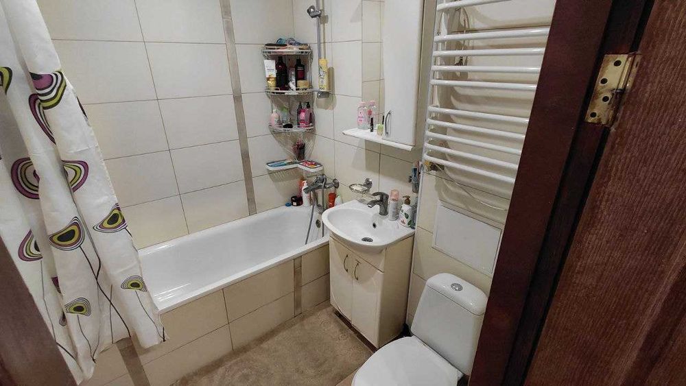 Продам 3-к квартиру з АВТОНОМНИМ ОПАЛЕННЯМ Філософська Лесі Українки