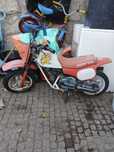 Vendo Honda pequena de coleção