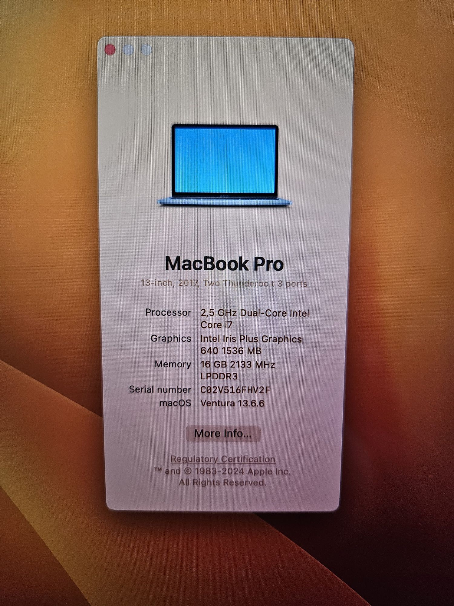 Macbook pro 13 2017 i7 16 ram 128gb