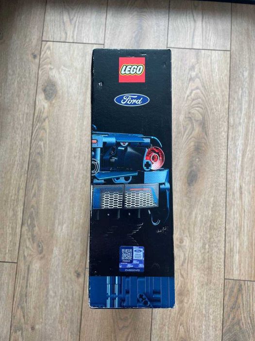 Авто-конструктор LEGO Technic Ford GT 2022 (42154)