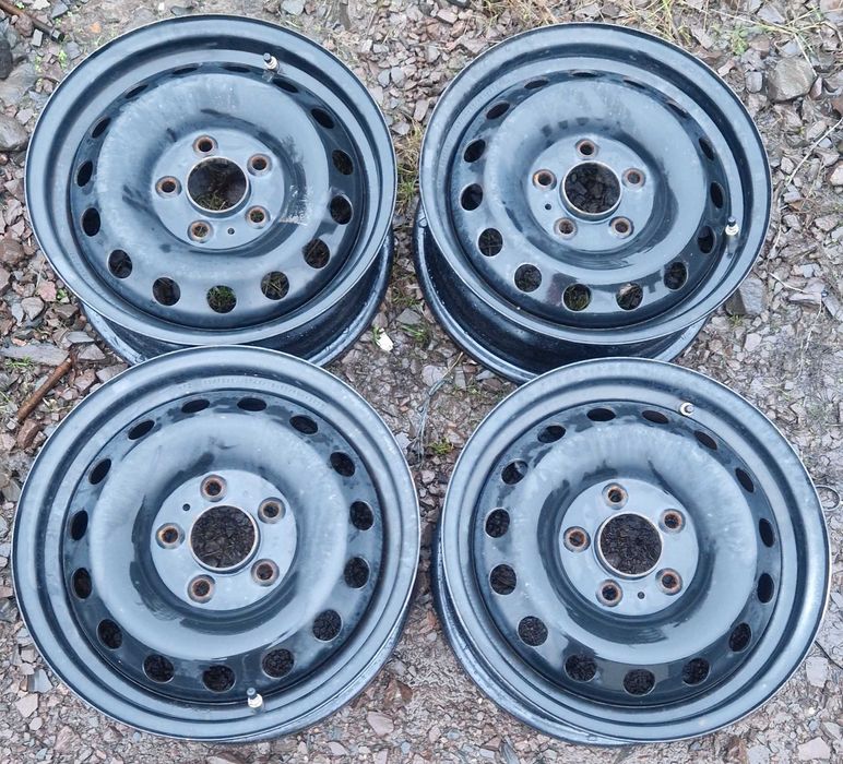 Felgi stalowe Kia Venga 5x114,3 6Jx15 ET48 TPMS Kpl.