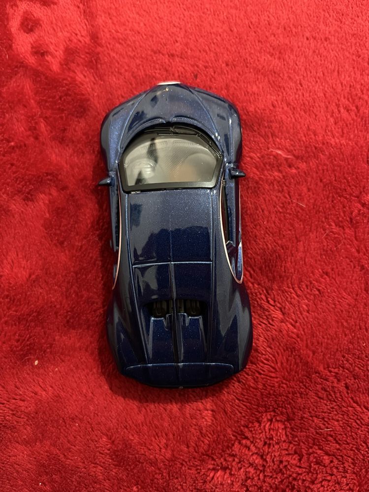 Bugatti chiron novo sem arranhões