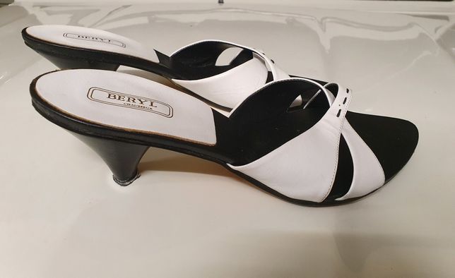 Sandálias Beryl preto e branco