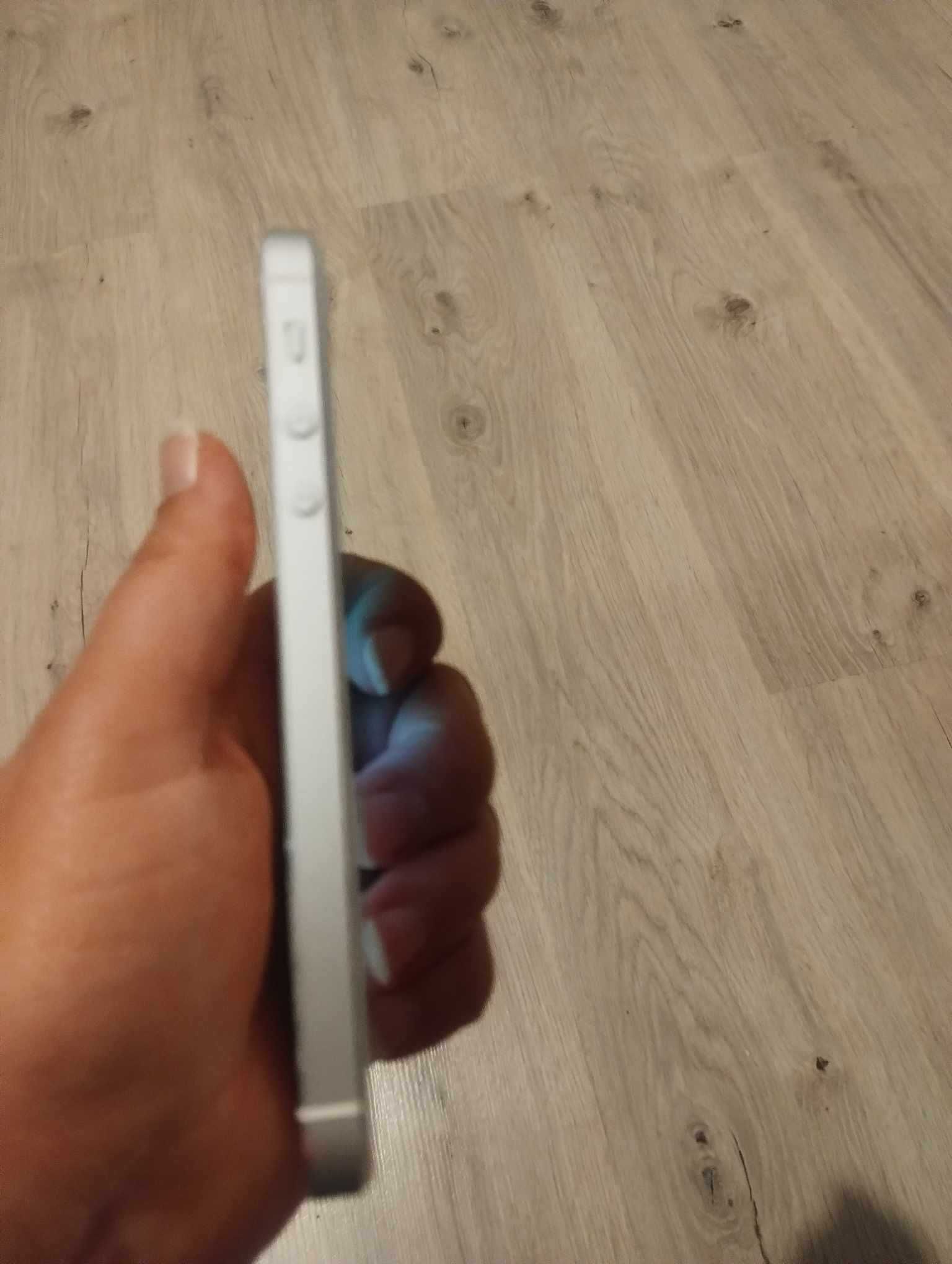 iphone 5s 16gb srebrny