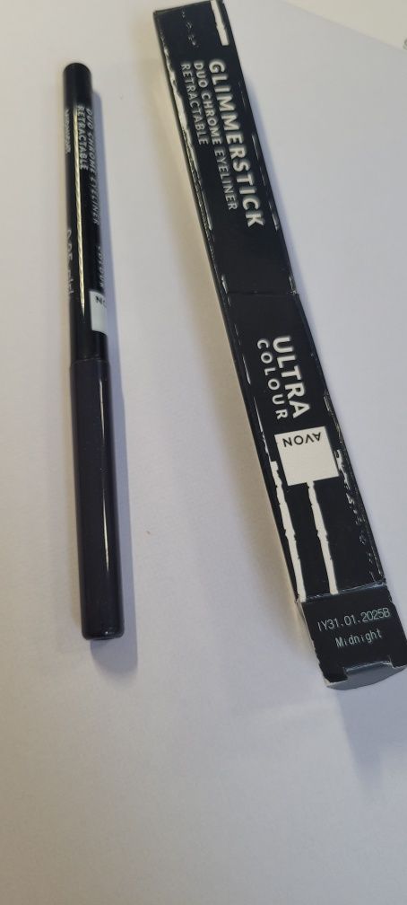 Opalizująca konturówka Midnight Avon