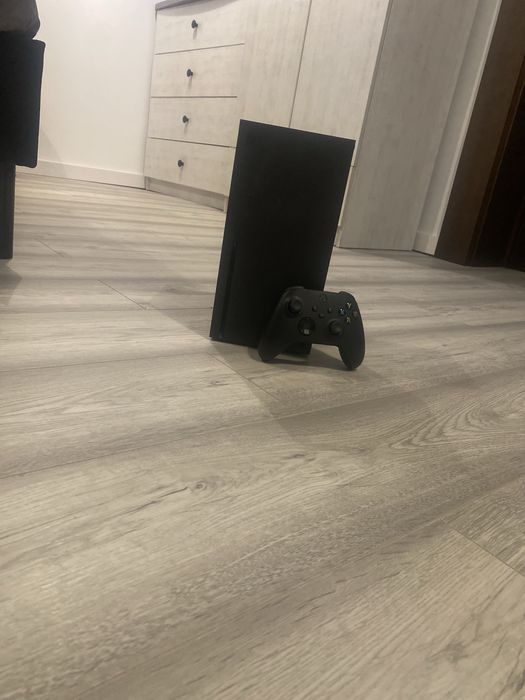 Xbox series x 1TB Rezerwacja do jutra