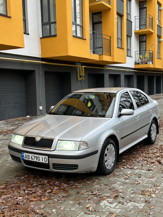 Skoda Octavia  покоління/Tour 2006 рік 1.6 МПІ