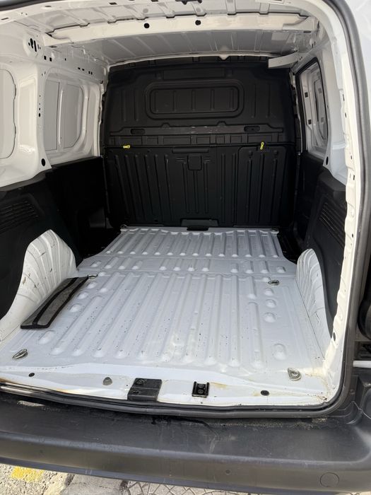 Peugeot Partner 3 lugares