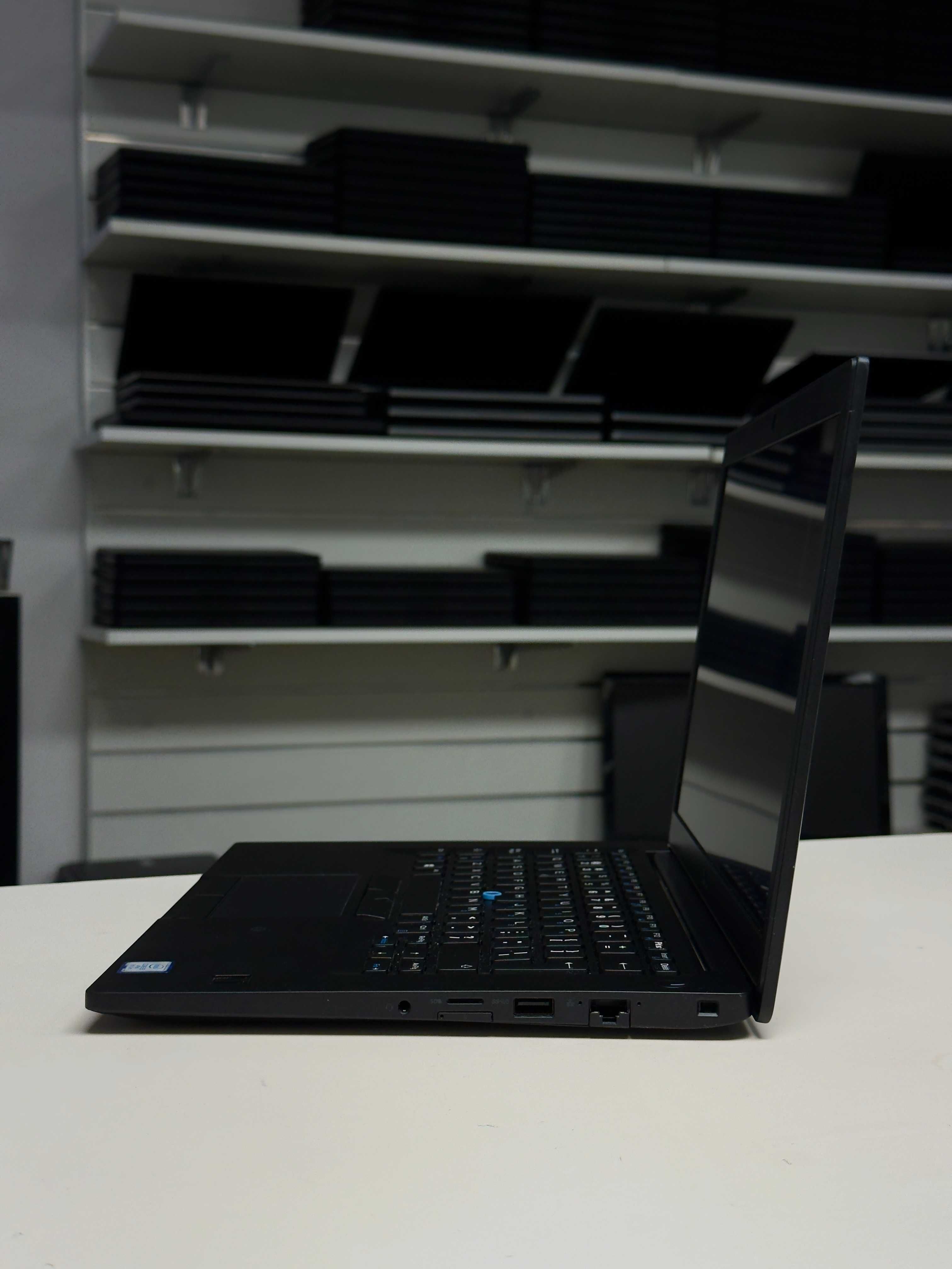 Laptop Dotykowy Dell Latitude 14" 7490 | i5-8gen 16GB RAM 256GB SSD |