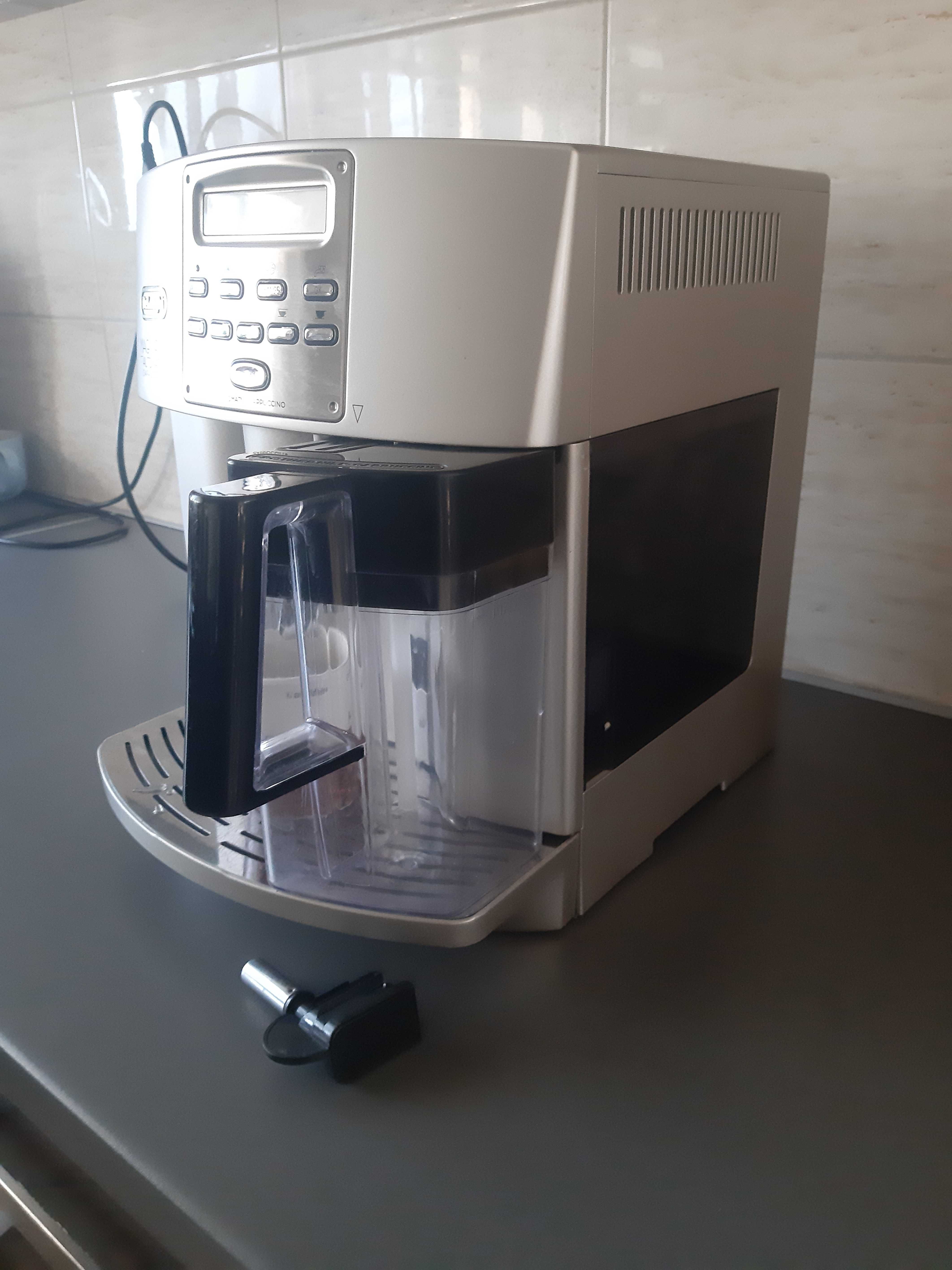 Ekspres DeLonghi Magnifica Automatic Cappuccino EASM3500s Polskie menu