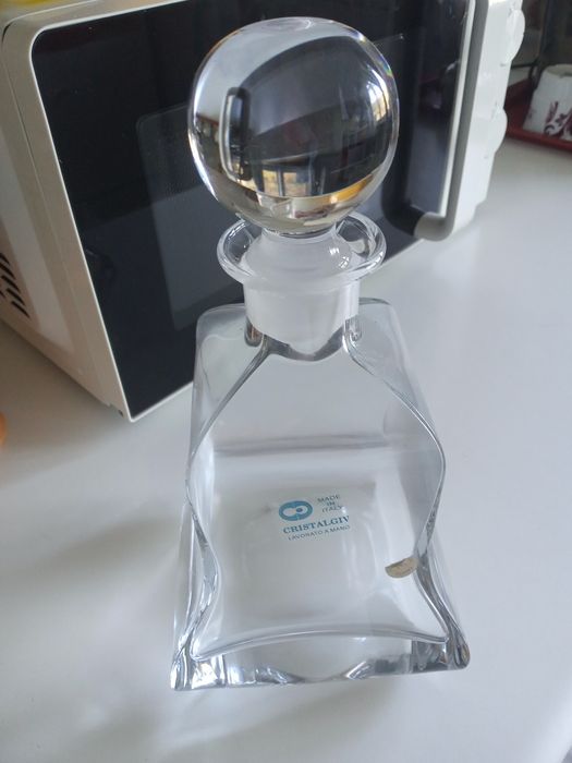 Garrafa em vidro Cristalgiv