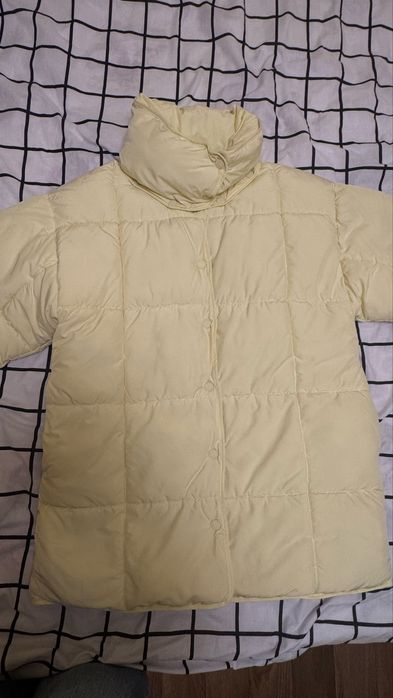 Стьобана курточка зимова zara