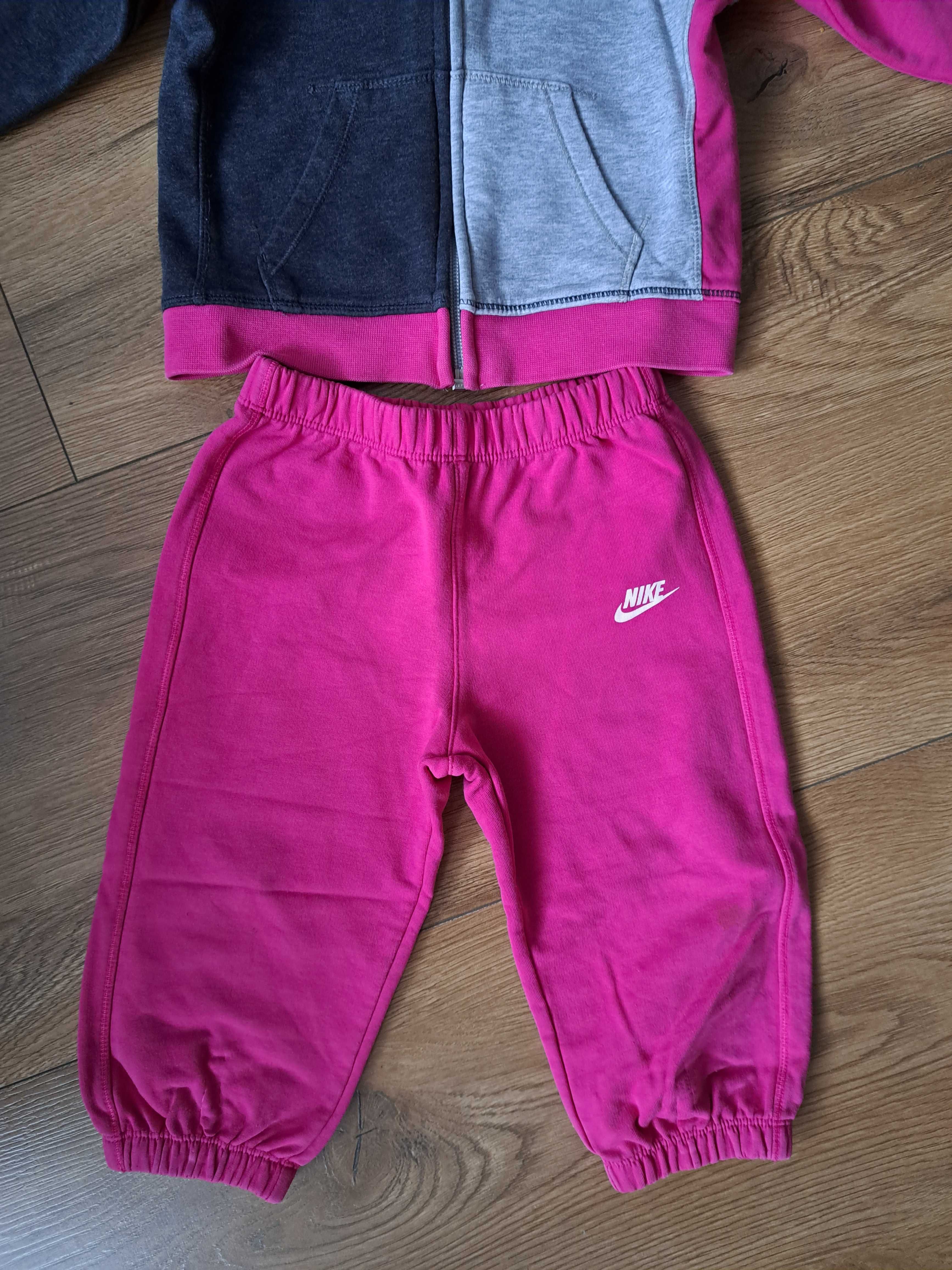 Dres niemowlęcy, firma Nike, rozmiar 80/86