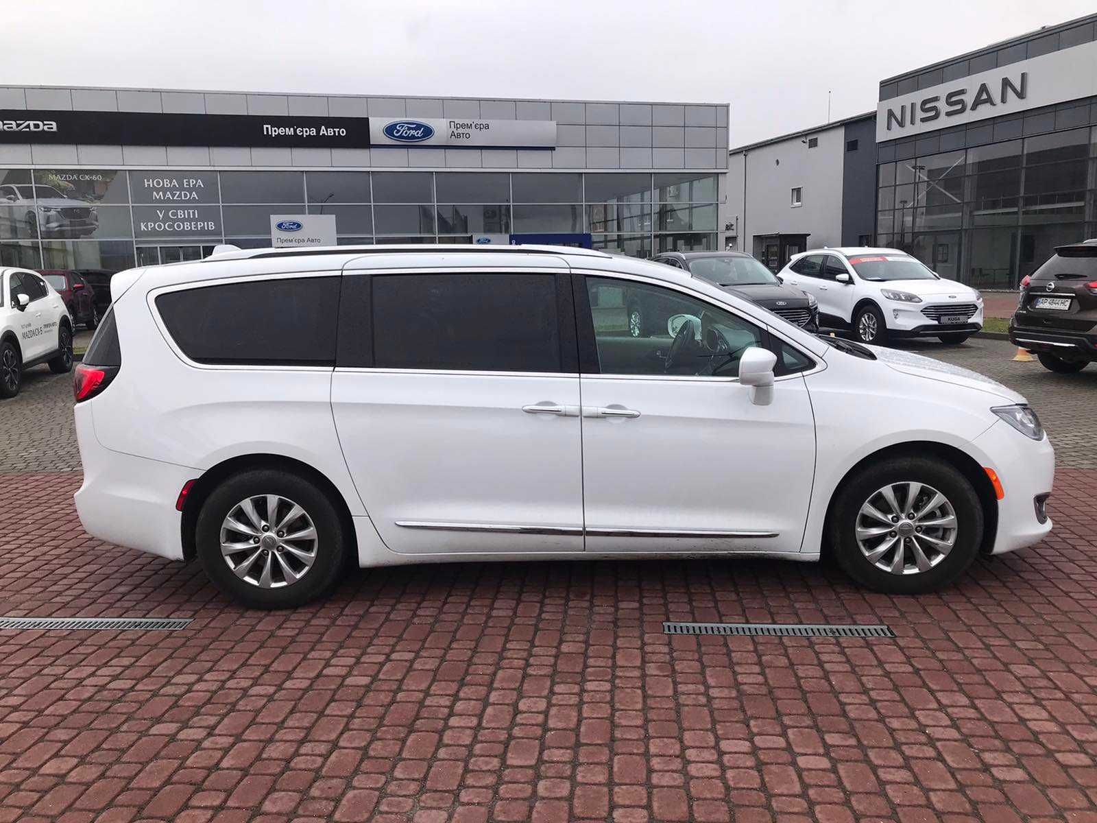 Chrysler Pacifica 2019 Touring L