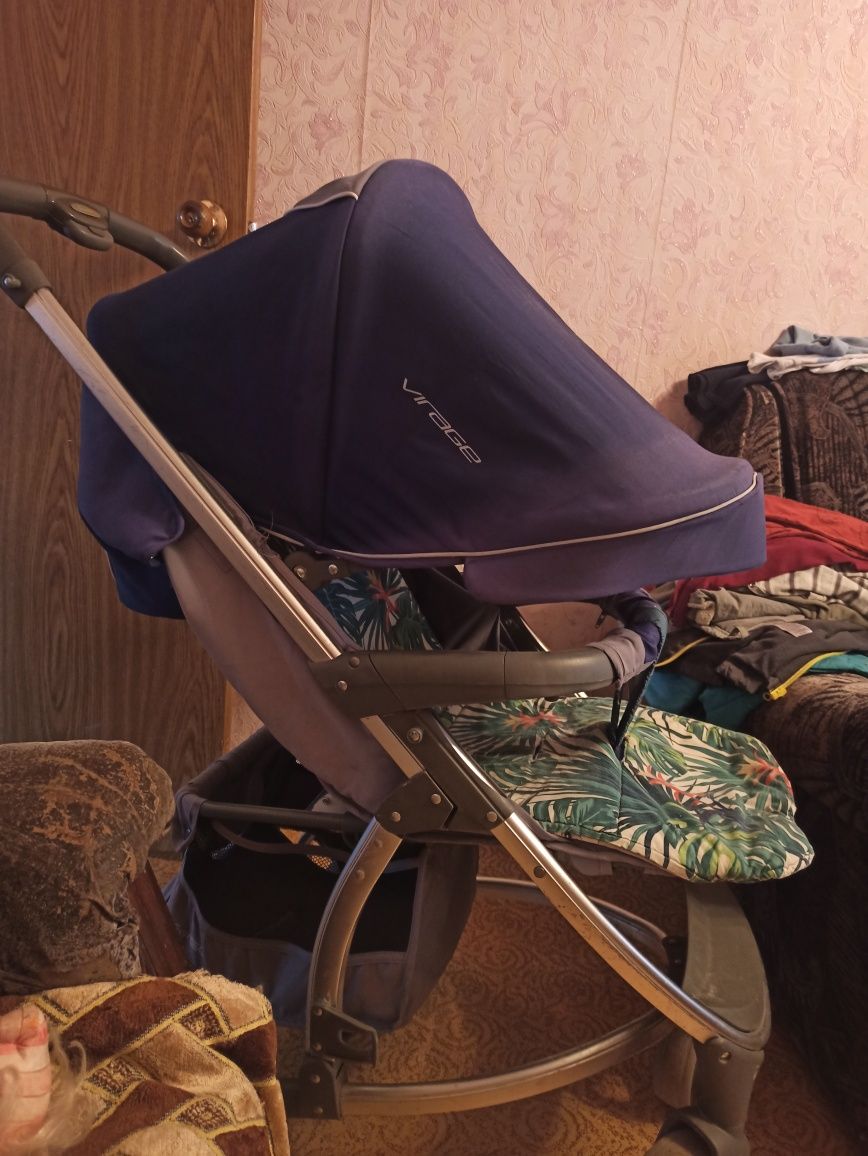 Продам детскую коляску