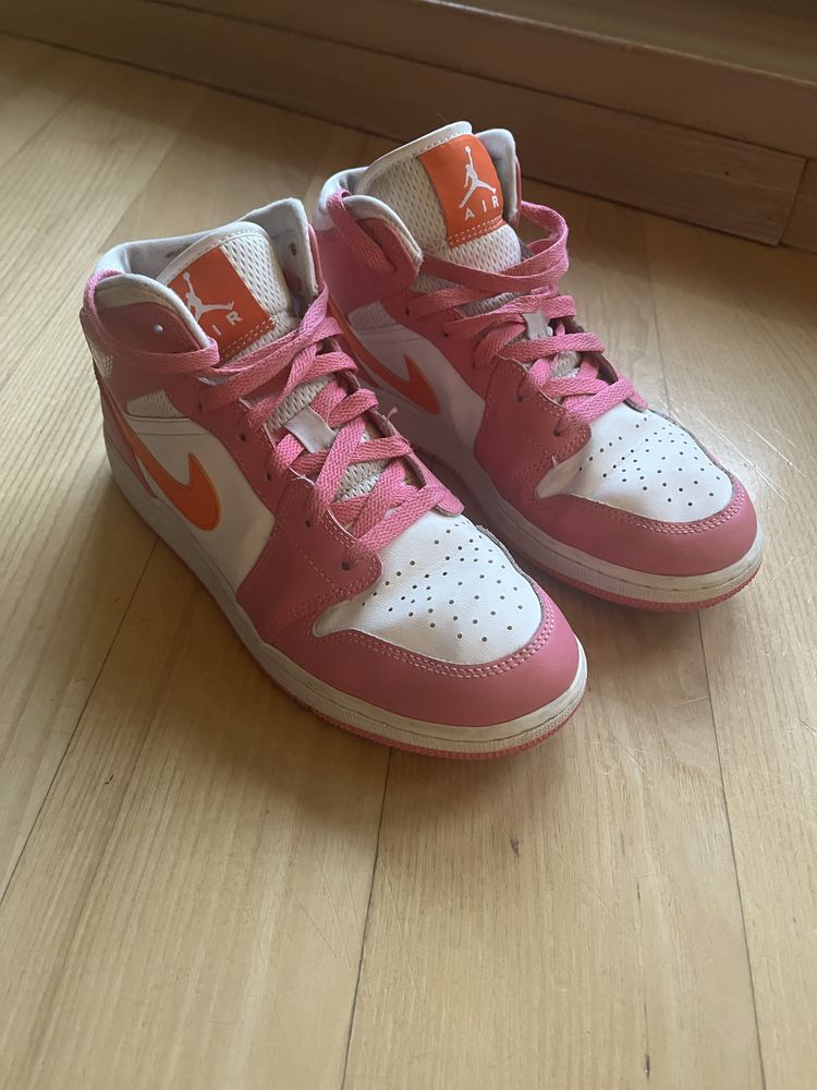 Air Jordan 1 Mid Pinksicle Safety Orange