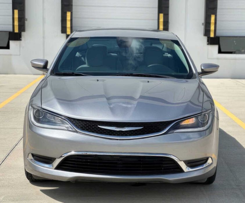 Chrysler 200 Limited      2016