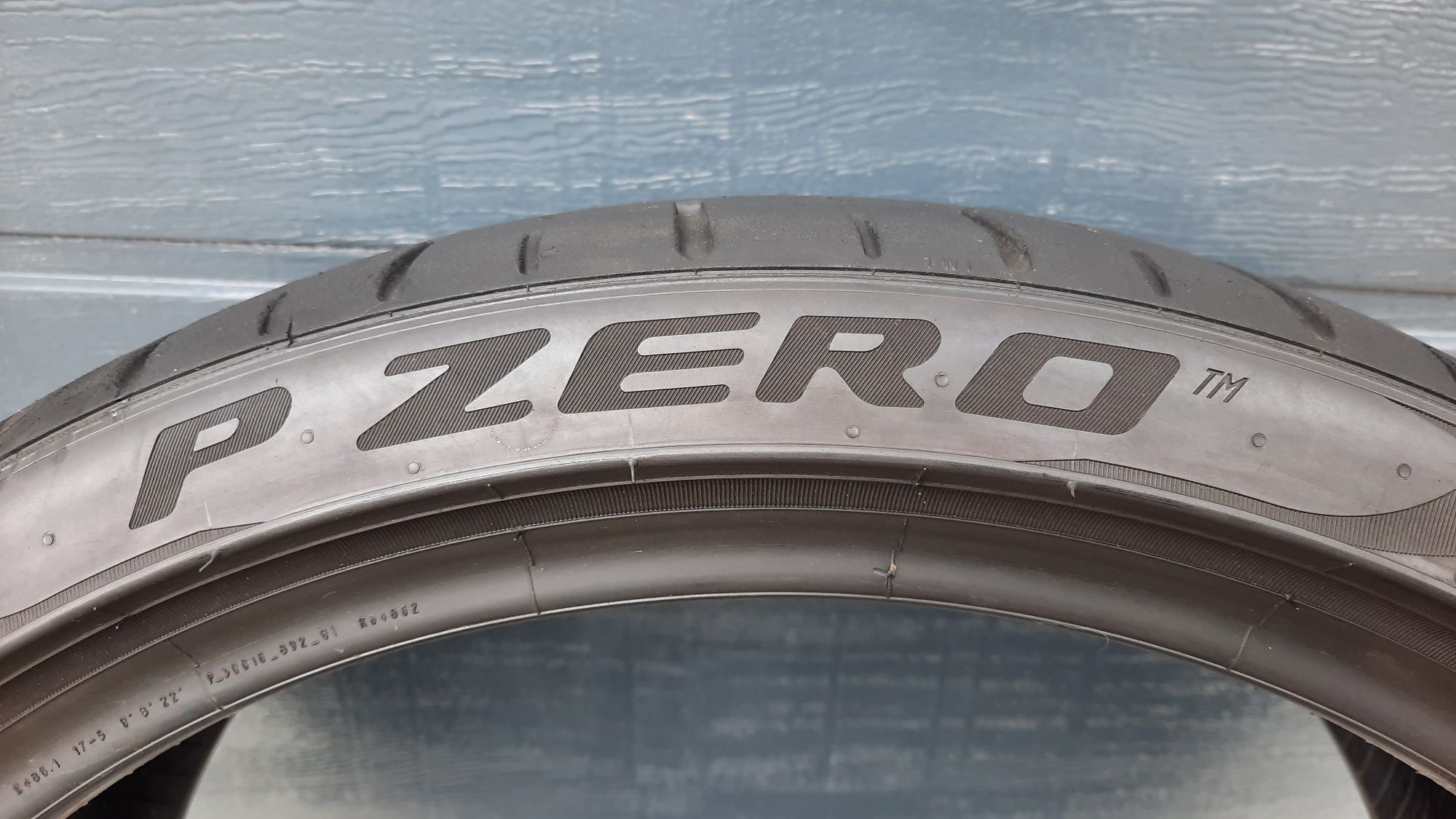 Pirelli 235/35 R19 P Zero 6 mm 2022