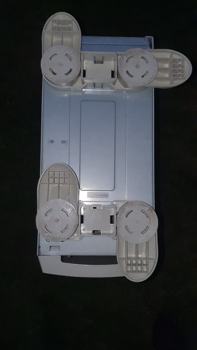 Obudowa Big Tower Retro nóżki obracane 240stopni.