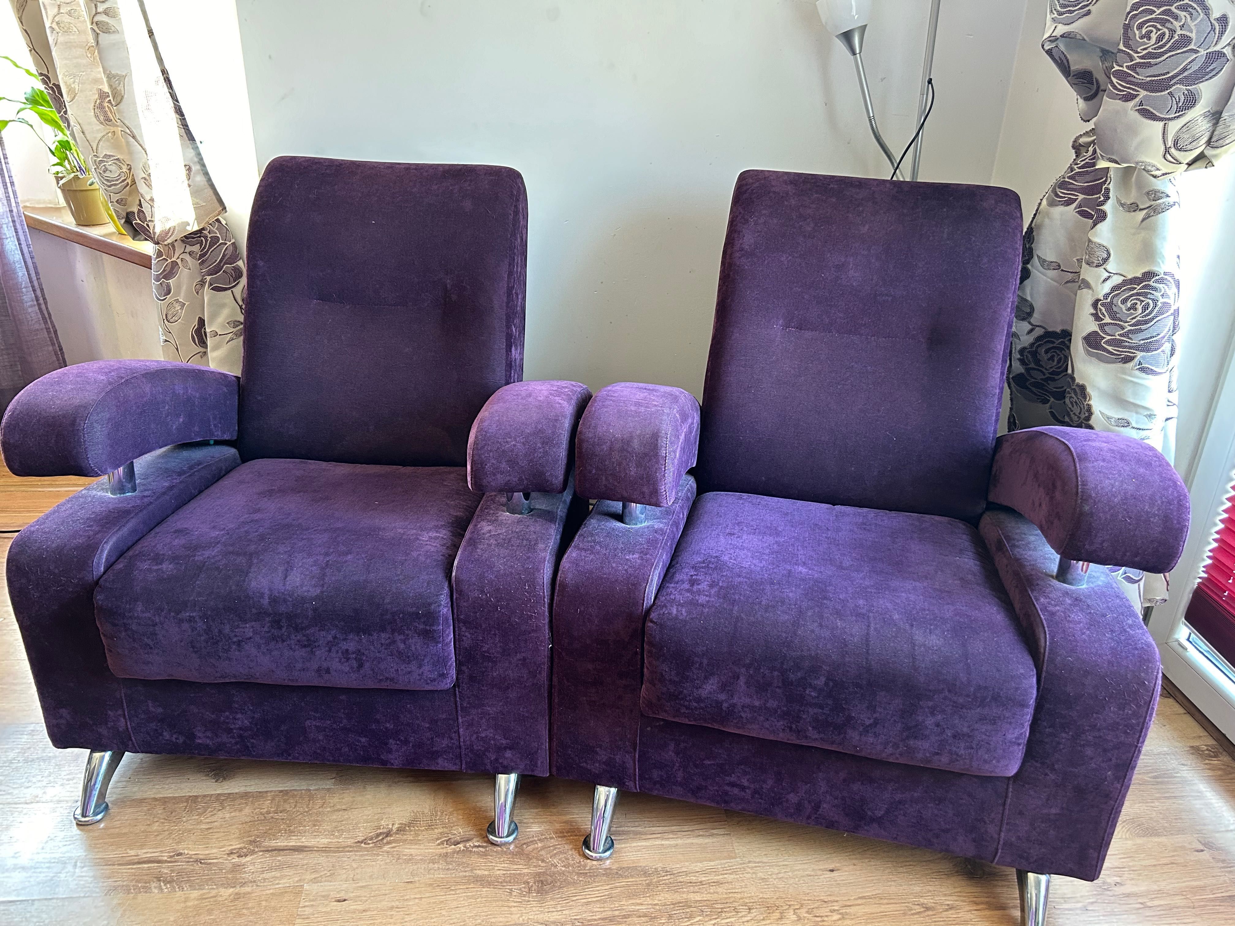 Używane fioletowe fotele