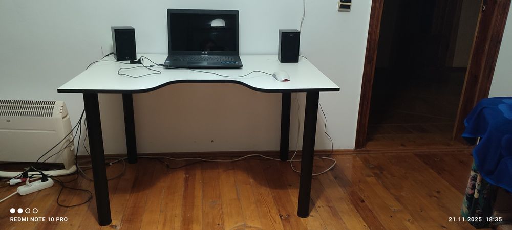 Продам стіл для комп'ютера