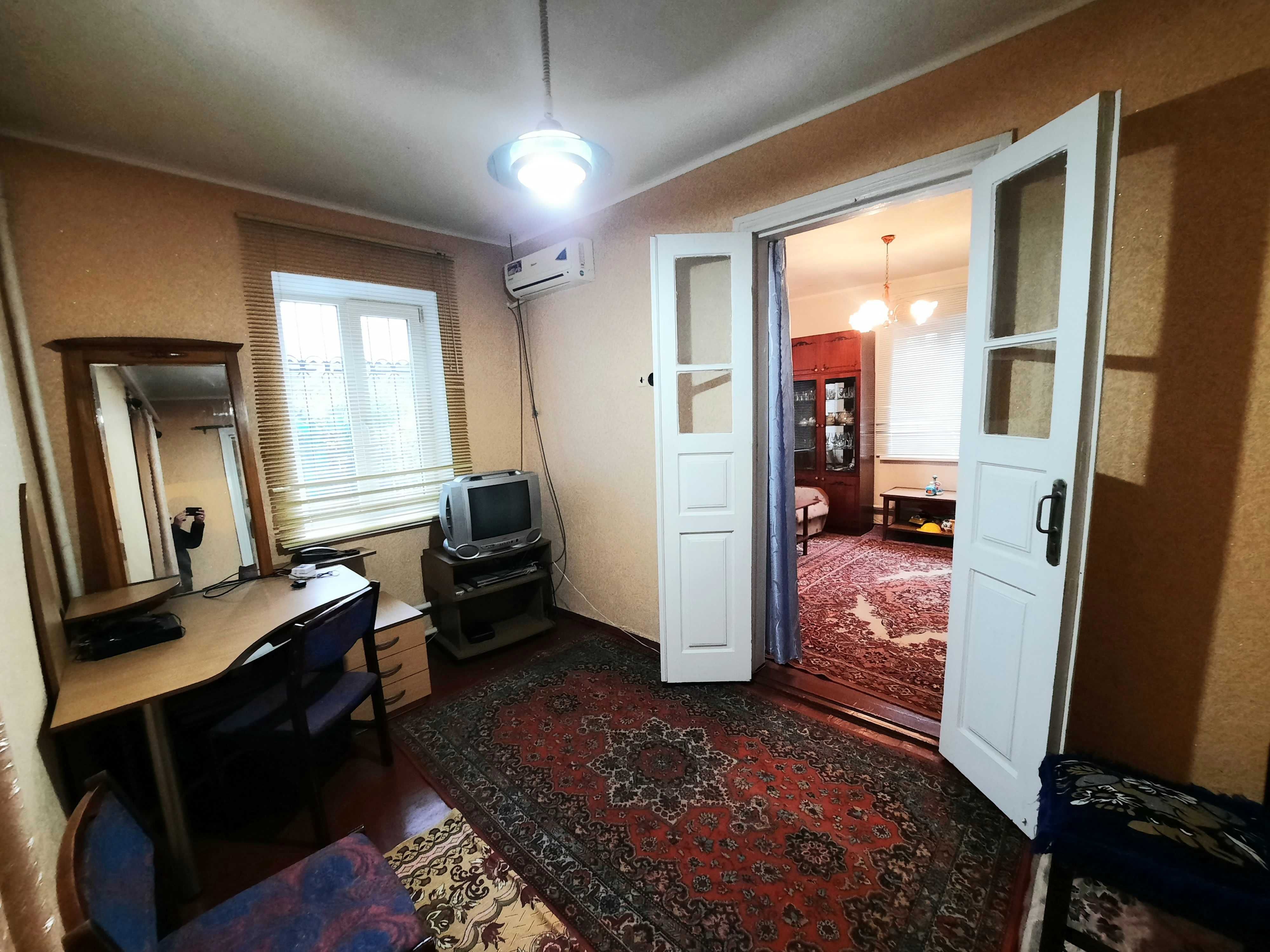 ПРОДАЖ 1/2 частини будинку в районі школи № 35 (М)
