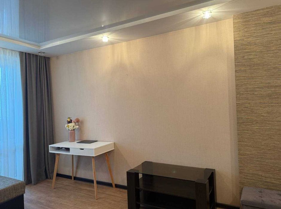 3-кімнатна з євроремонтом, меблями й технікою на Салтівці (404451)