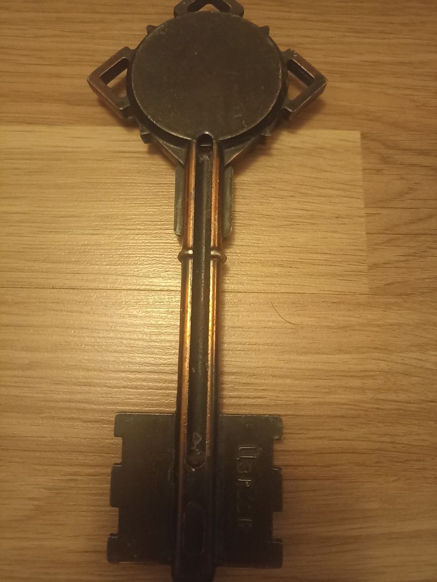 Термометр, виготоленний до 700-річчя м.Рівне