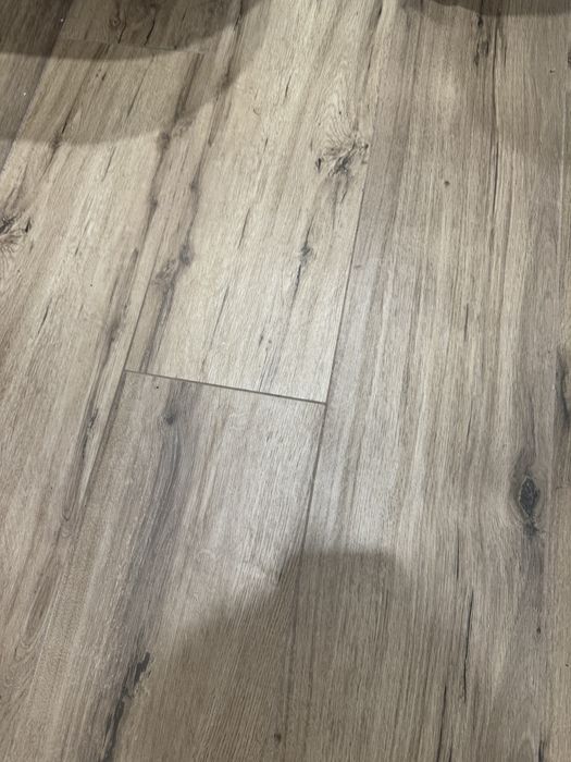 Płytki łazienkowe szare