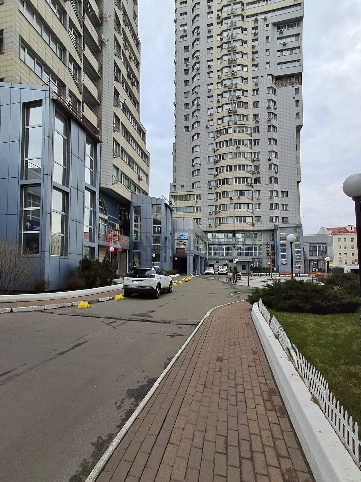 Шулявська,Космополіт,КПІ, 1 кімнатна