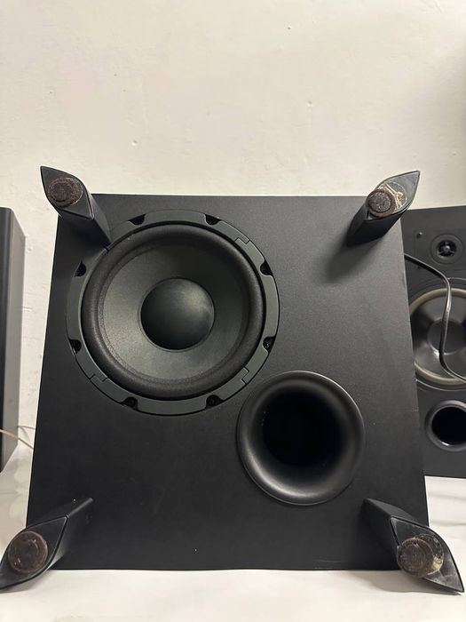 140 Watt! Subwoofer aktywny JBL SUB 140P/230,