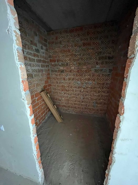 Переоформлення 2 відсотки ТОП розташування Рауш 2к ОЗЕРНА 68м2