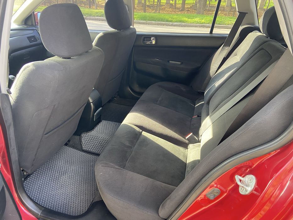 В продаже ланцер 9 универсал 3850$