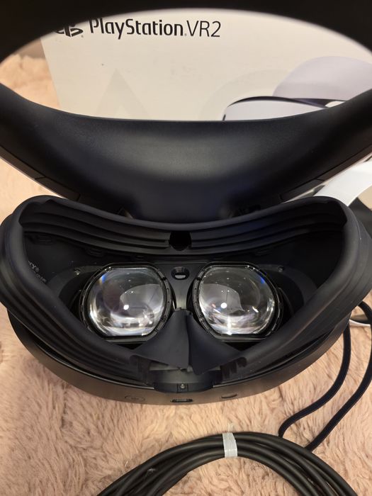 Sony PS VR2 wirtualna rzeczywistość dla PS5, idealny stan
Krótki