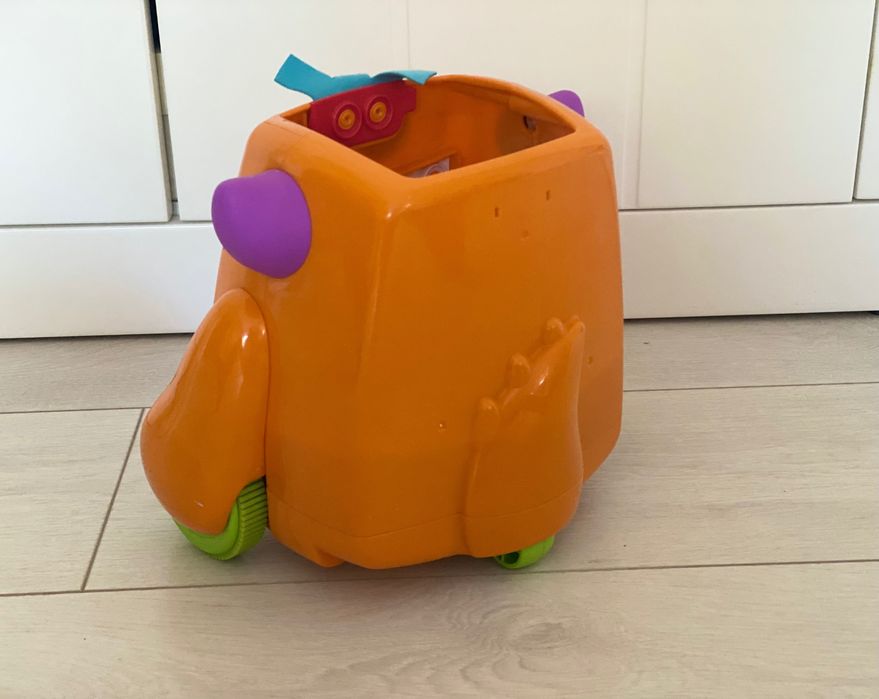 Fisher Price stworek kręciołek