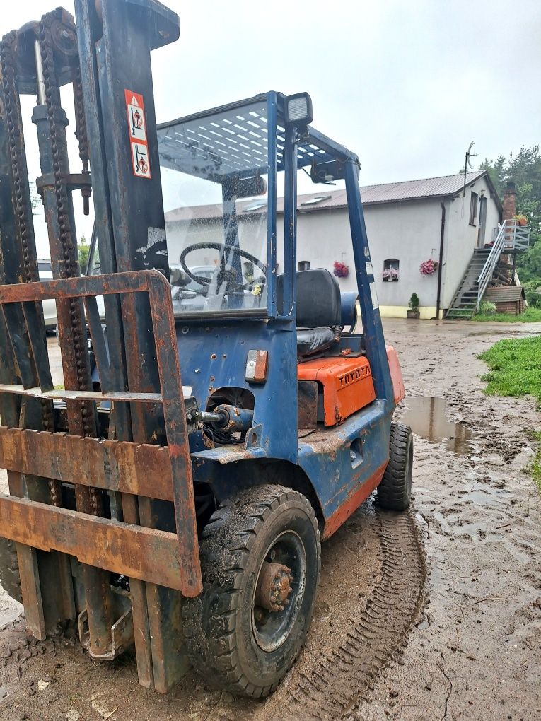 Wózek widłowy Toyota 42 2fg20 1999r