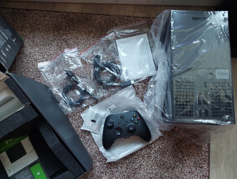 Консоль / ігрова приставка Xbox series X 1tb (889842640809) open box