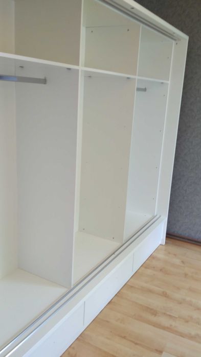 Stolarz Meble na wymiar Szafy na wymiar  Garderoby  Zabudowy wnęk