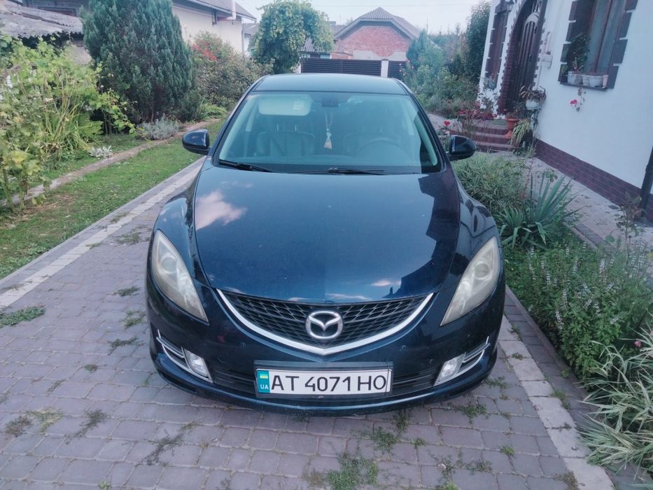 Продам своє авто Мазда 6