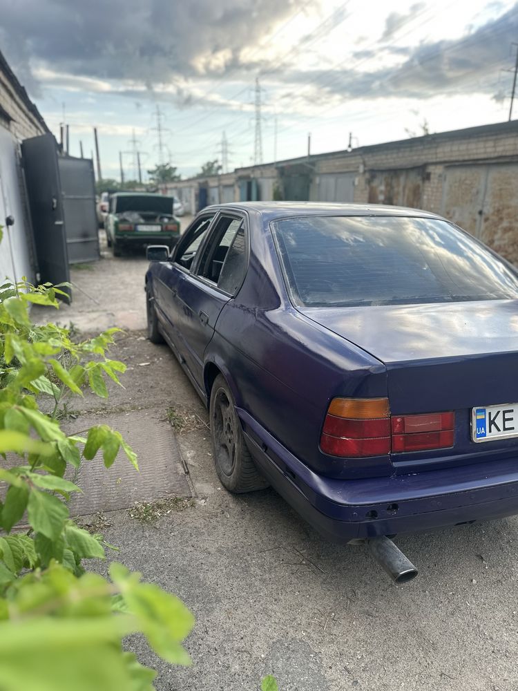 Продам бмв е34