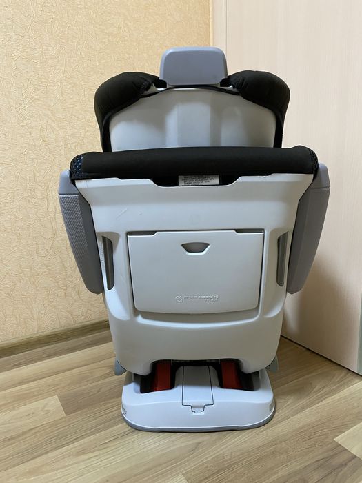 Автокресло Britax Advocate ClickTight с 2 до 30 кг до 7 лет