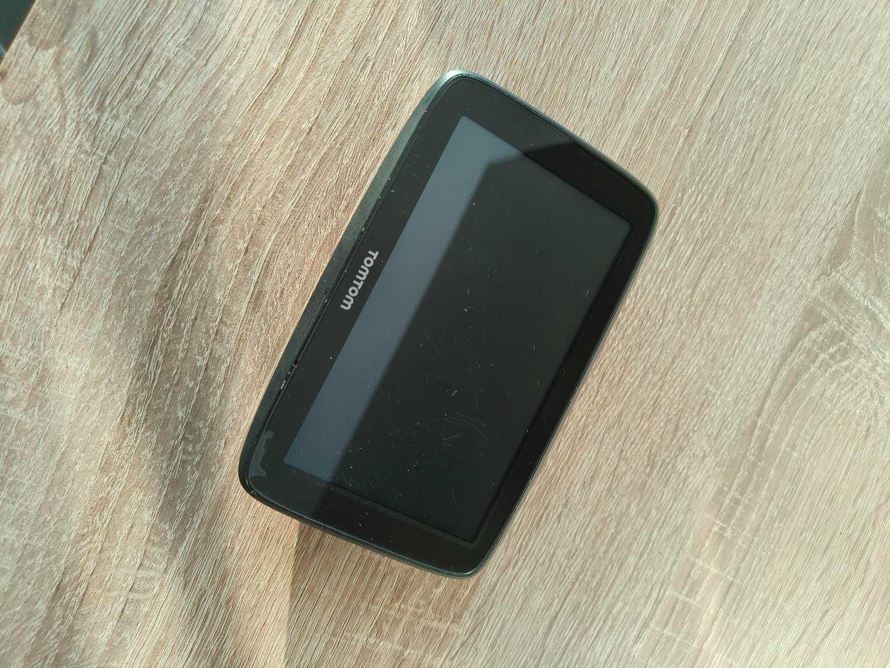 Nawigacja do samochodów i ciężarówek TOMTOM GO Professional 520 WiFi